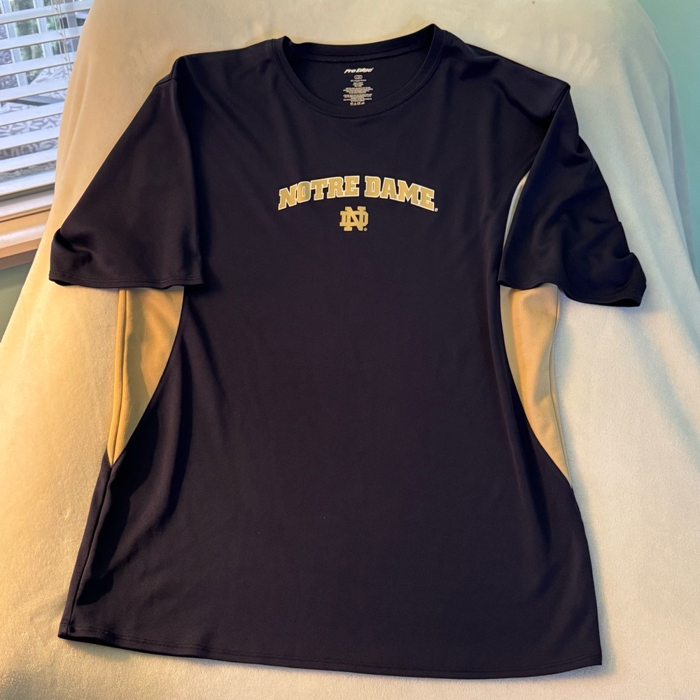 Pro Edge Notre Dame Performance T-Shirt Men’s L Navy Perfect Condition